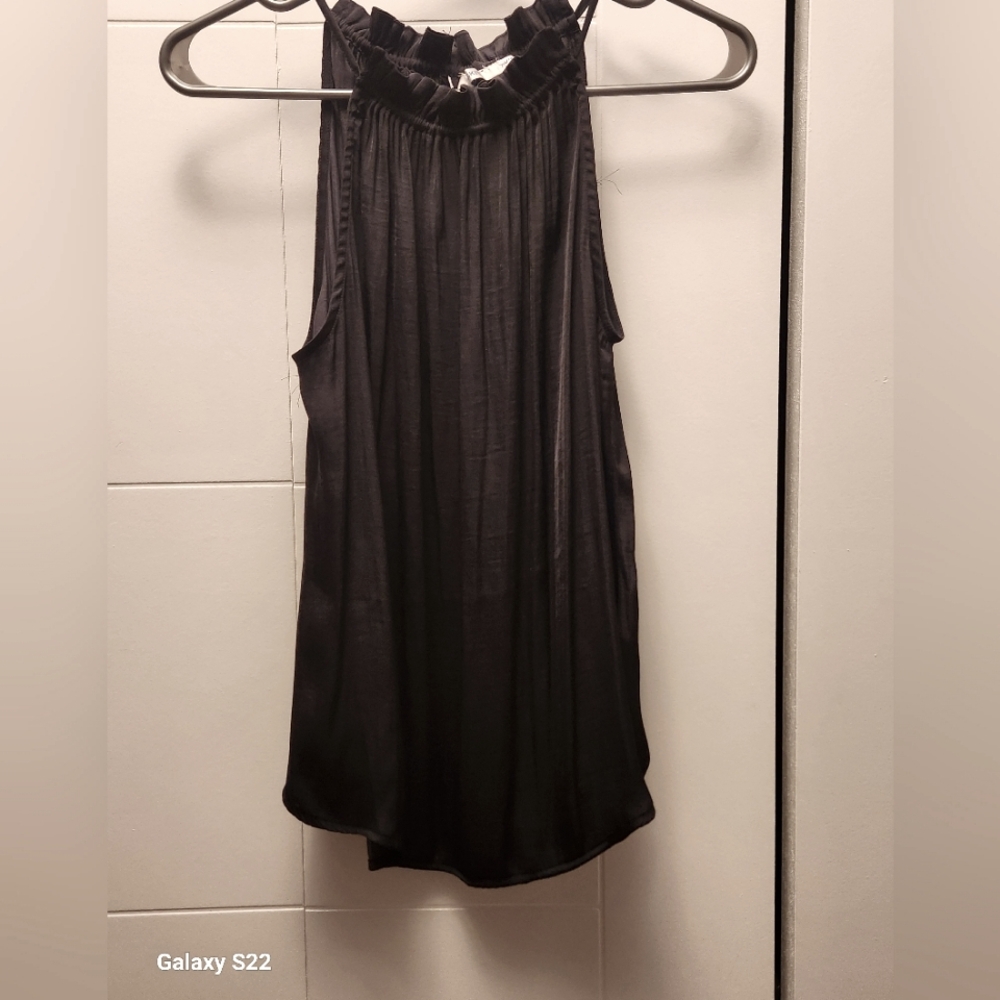 Black Sleeveless Top